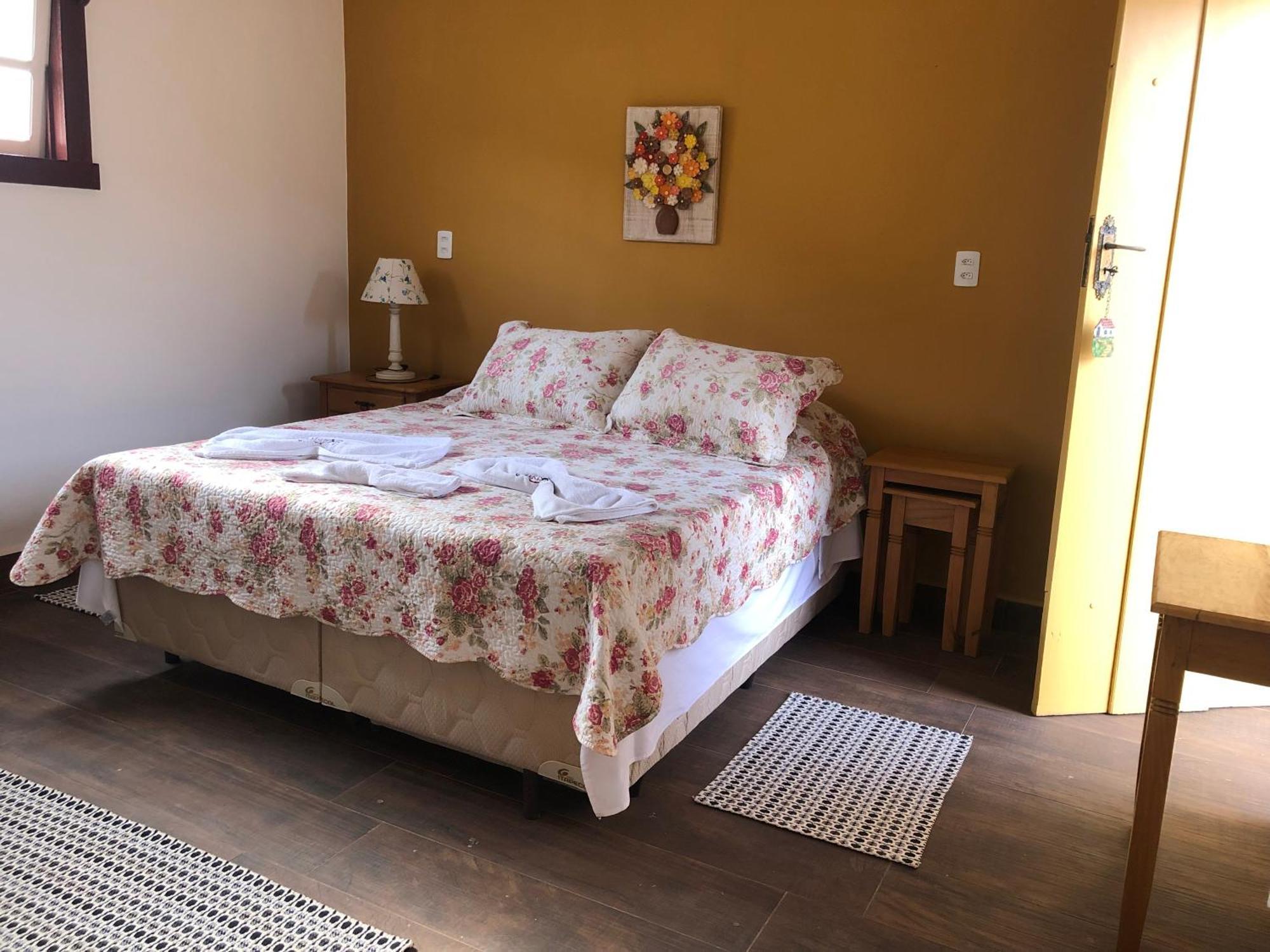 Vó Iris Inn 2*